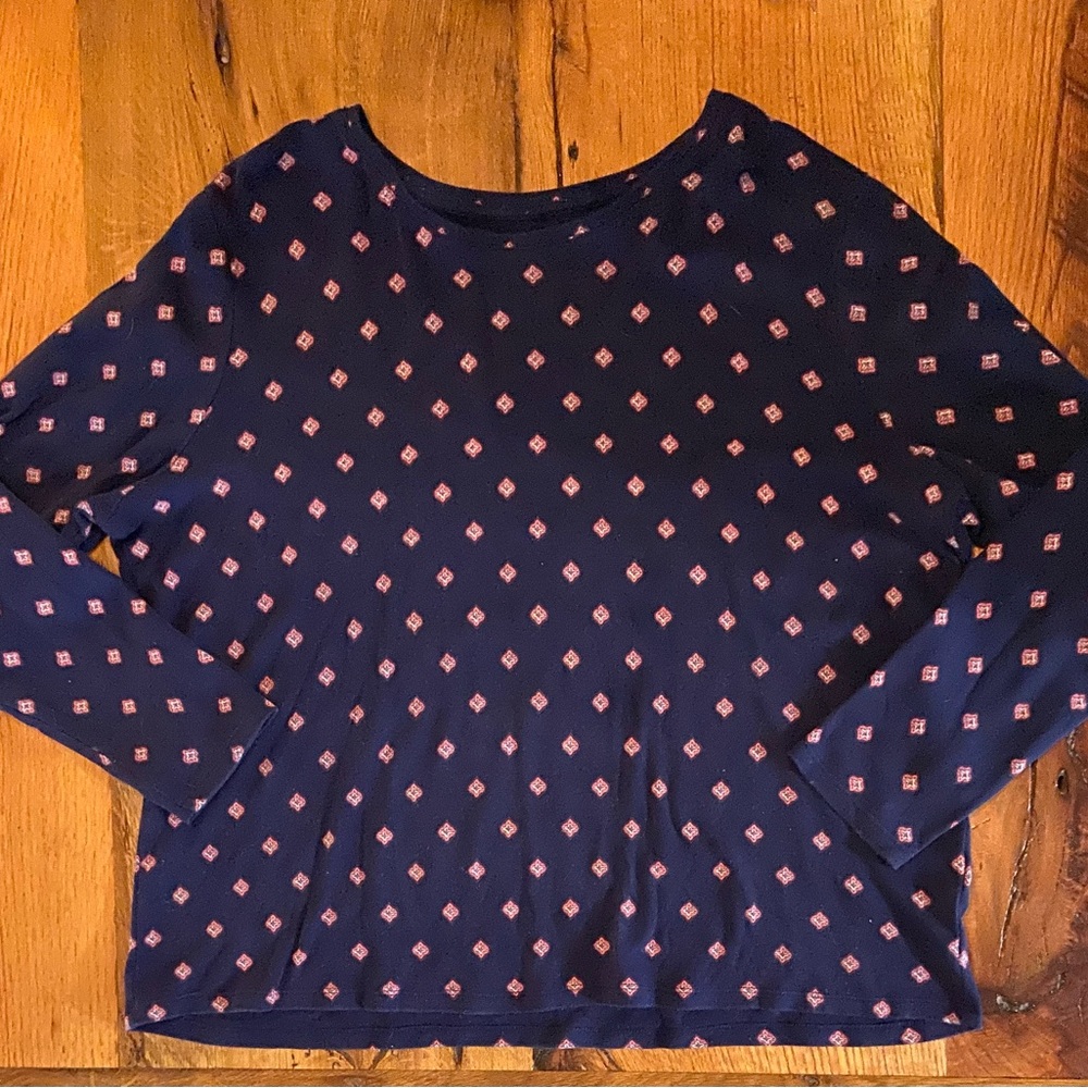 Set of FOUR Tops, Perfect to Add Versatility to Any Wardrobe, Size XL - Picture 9 of 16